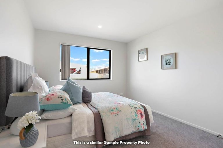 Photo of property in 1/60 Kelman Road, Kelston, Auckland, 0602