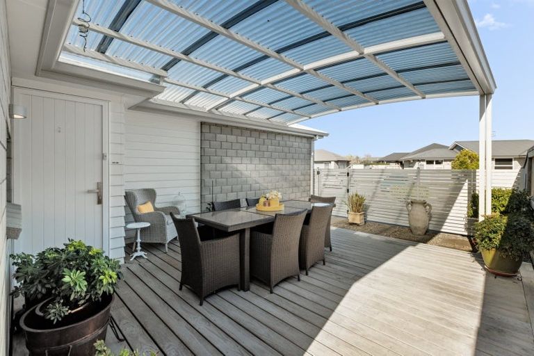 Photo of property in 20 Marion Crescent, Papamoa Beach, Papamoa, 3118