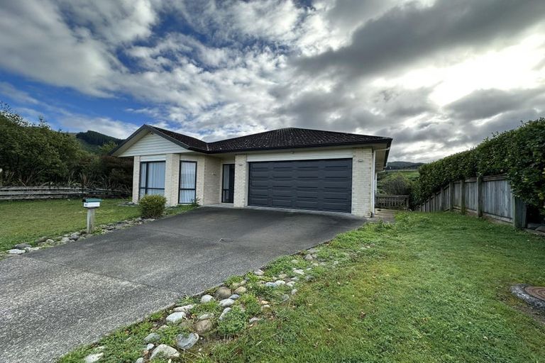 Photo of property in 89 Kirton Drive, Riverstone Terraces, Upper Hutt, 5018