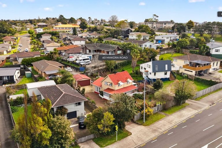 Photo of property in 60 Makora Road, Massey, Auckland, 0614