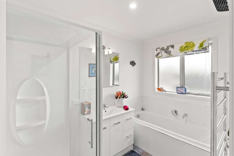 Photo of property in 4/7 Wineberry Avenue, Amberley, 7410