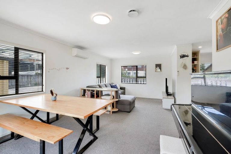 Photo of property in 5c Cowley Drive, Temple View, Hamilton, 3218