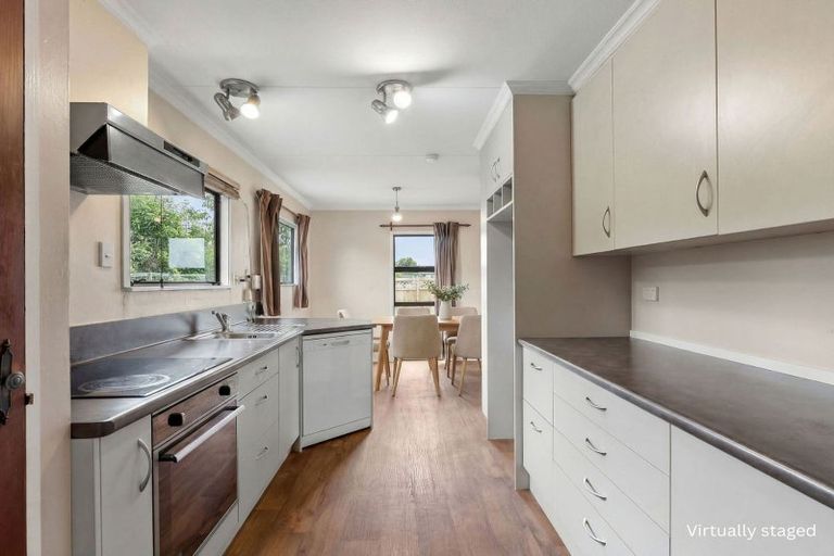 Photo of property in 11 Sandstrom Grove, Feilding, 4702