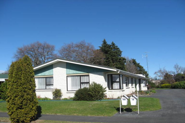 Photo of property in 16 Hornsby Street, Carterton, 5713