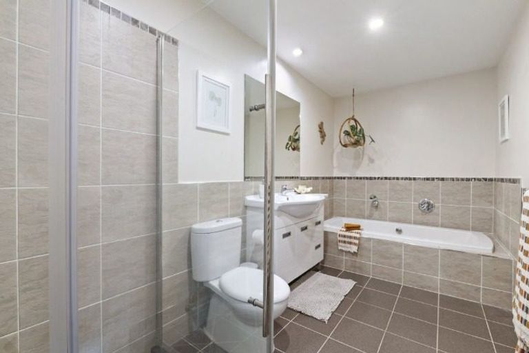 Photo of property in 16 Burwood Terrace, Gulf Harbour, Whangaparaoa, 0930