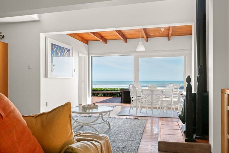 Photo of property in 8 Makorori Beach Road, Makorori, Gisborne, 4073