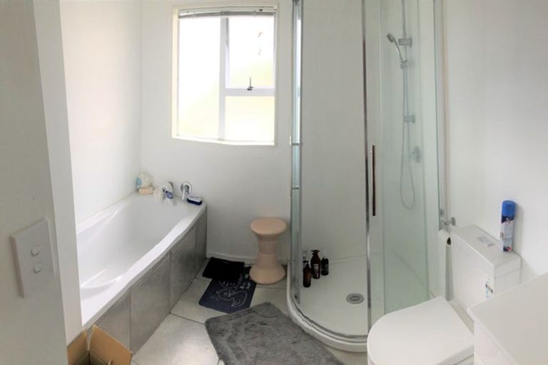 Photo of property in 10 Phillip Street, Johnsonville, Wellington, 6037