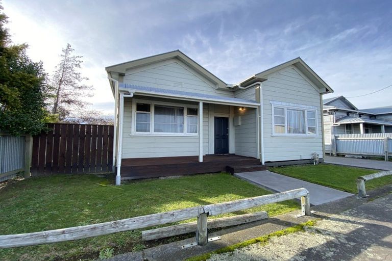 Photo of property in 71 Waldegrave Street, Palmerston North, 4410
