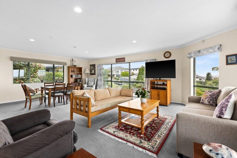 Photo of property in 2/89 Churchill Drive, Taradale, Napier, 4112