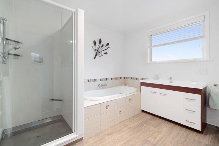 Photo of property in 199 High Street South, Carterton, 5713