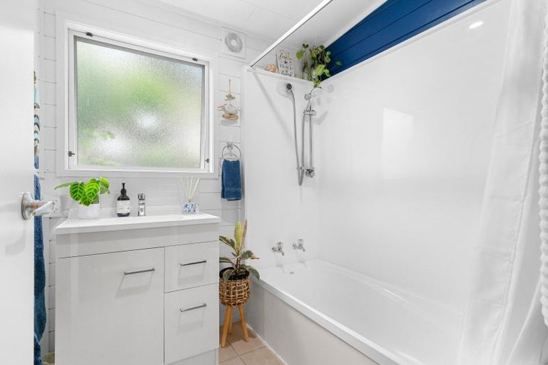 Photo of property in 21a Tamure Place, Ruakaka, 0116