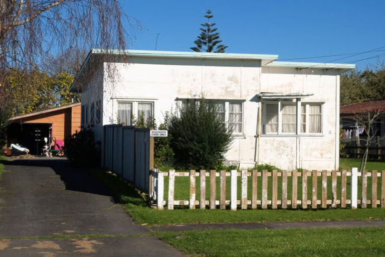 Photo of property in 2/11 George Street, Mangere East, Auckland, 2024