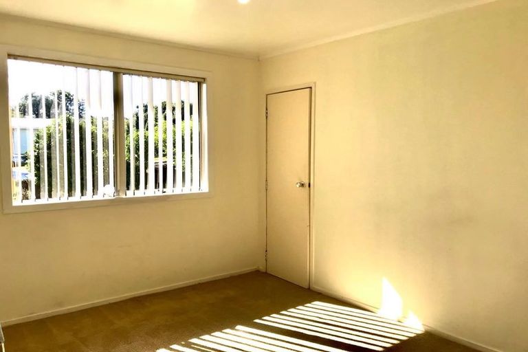 Photo of property in 53 Dissmeyer Drive, Clover Park, Auckland, 2019