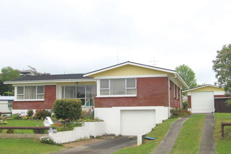 Photo of property in 6 Waimarei Avenue, Paeroa, 3600
