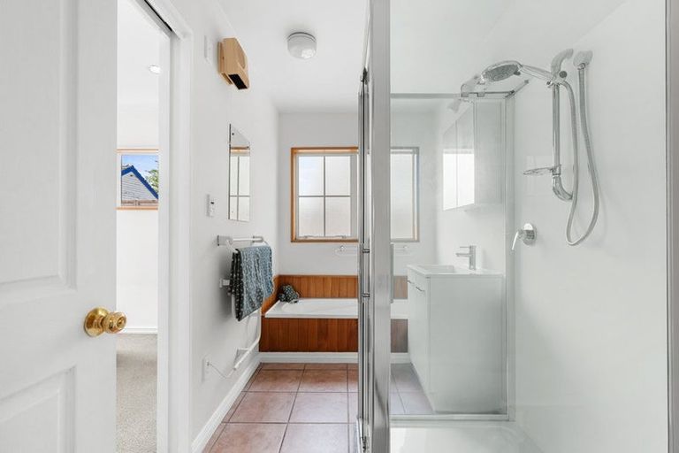 Photo of property in 8 Reading Street, Upper Riccarton, Christchurch, 8041