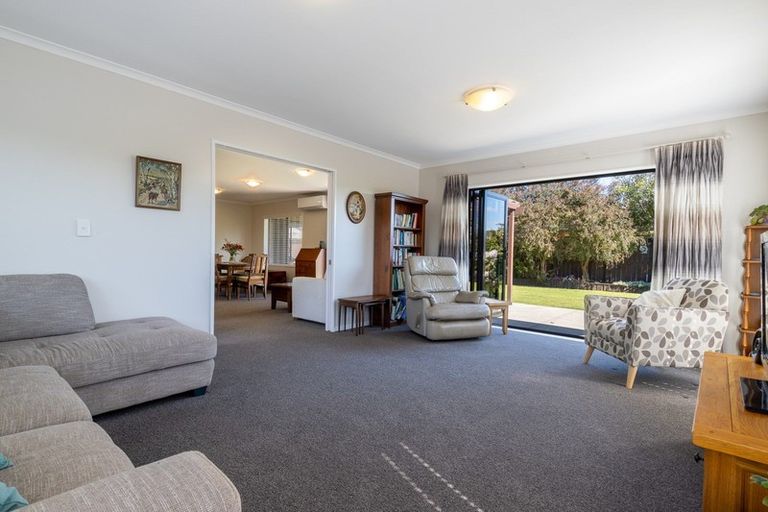 Photo of property in 10 De La Mare Drive, Leamington, Cambridge, 3432