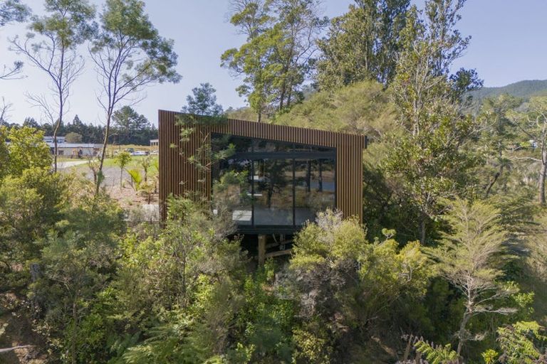 Photo of property in 5 Inspired Way, Pauanui, 3579