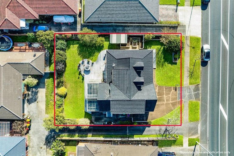 Photo of property in 65 Aviemore Drive, Highland Park, Auckland, 2010