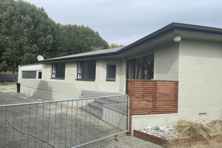 Photo of property in 129 Mcquarrie Street, Kingswell, Invercargill, 9812