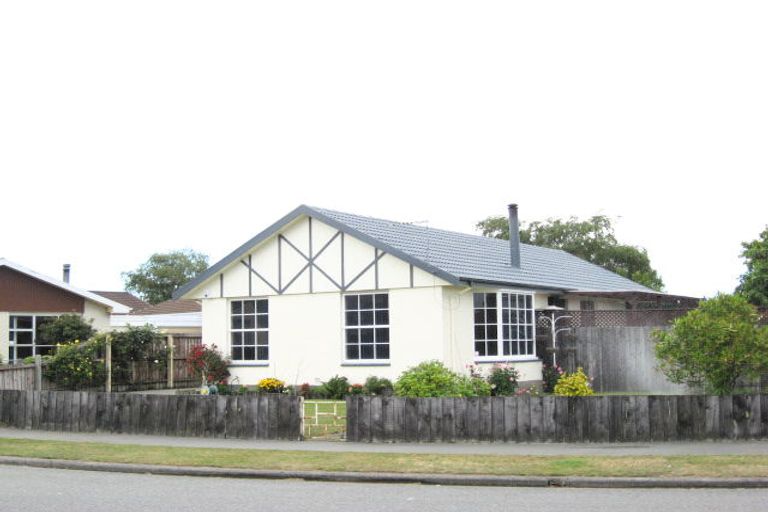 Photo of property in 5 Korora Street, Bromley, Christchurch, 8062