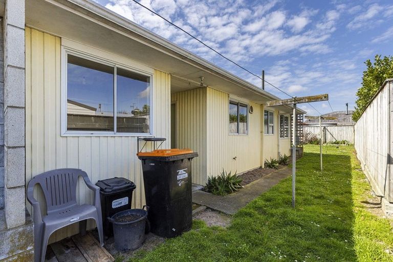 Photo of property in 4/10 Kowhai Avenue, Takaro, Palmerston North, 4410