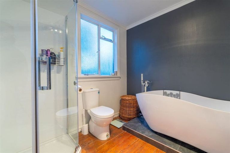 Photo of property in 128 Talbot Street, Geraldine, 7930