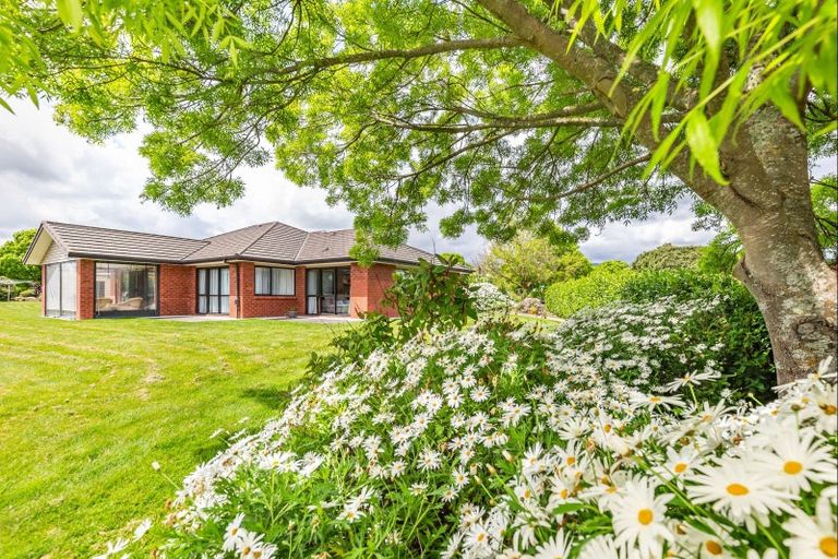 Photo of property in 2 Ivy Lane, Ohau, Levin, 5570