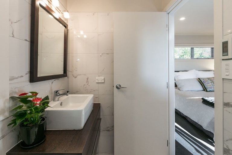 Photo of property in 14 Muritai Crescent, Havelock North, 4130