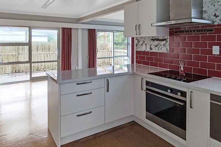 Photo of property in 38 Fraser Street, Wainuiomata, Lower Hutt, 5014