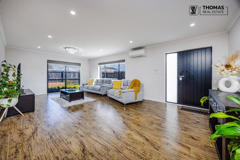 Photo of property in 76 Carruth Road, Papatoetoe, Auckland, 2025