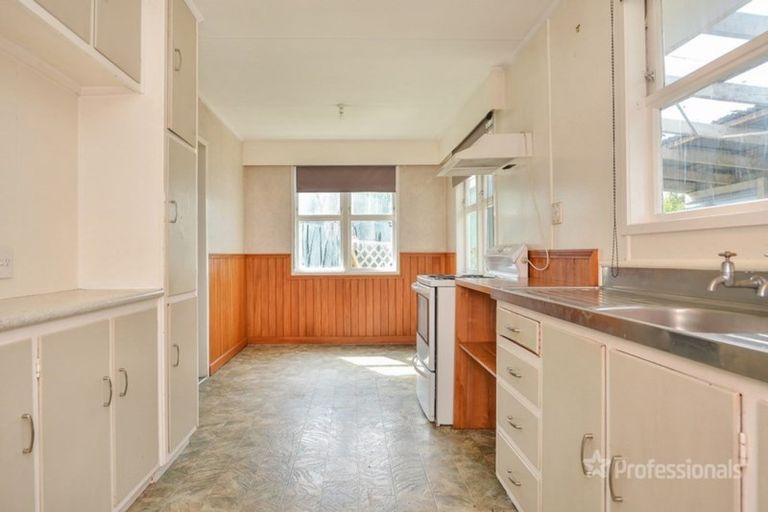 Photo of property in 9 Hardie Grove, Featherston, 5710