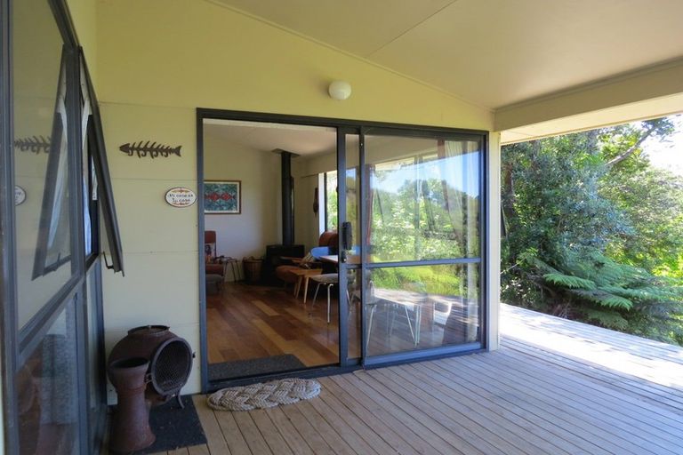 Photo of property in 11 Kowhai Place, Tuateawa, Coromandel, 3583