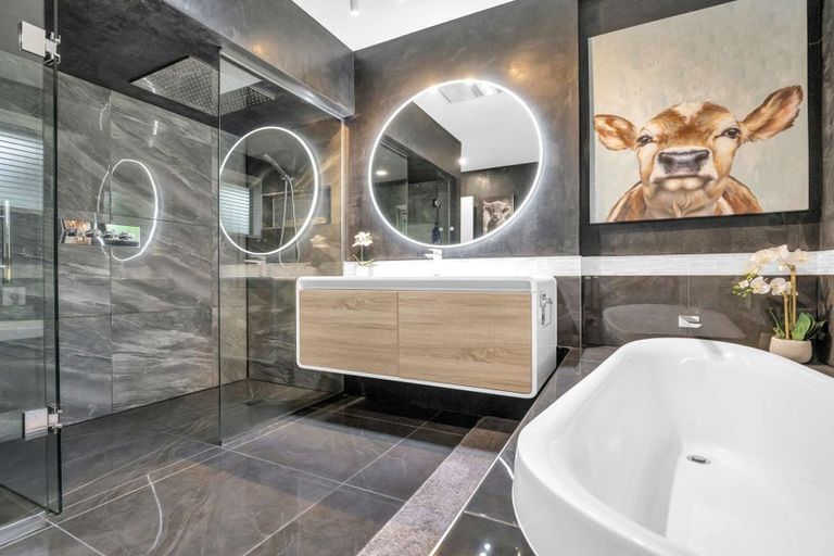 Photo of property in 16 Antrim Place, Nawton, Hamilton, 3200