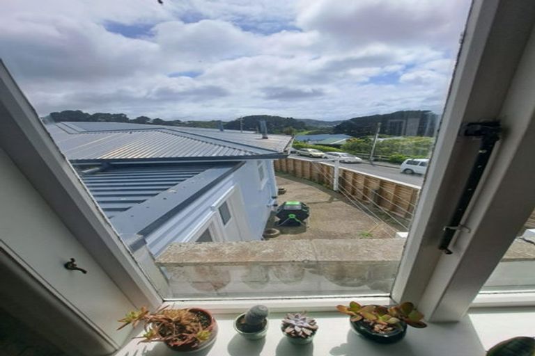 Photo of property in 5a Farnham Street, Mornington, Wellington, 6021