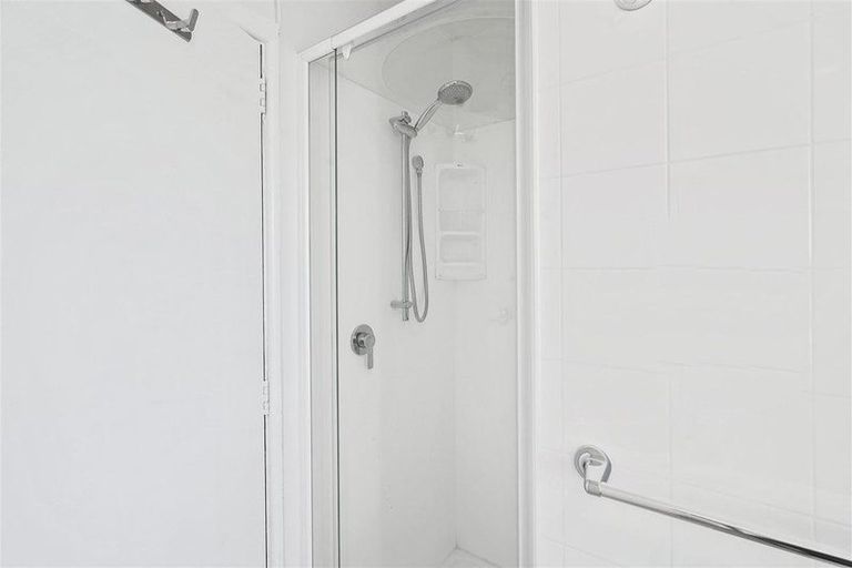 Photo of property in 22 Kathleen Crescent, Hornby, Christchurch, 8042