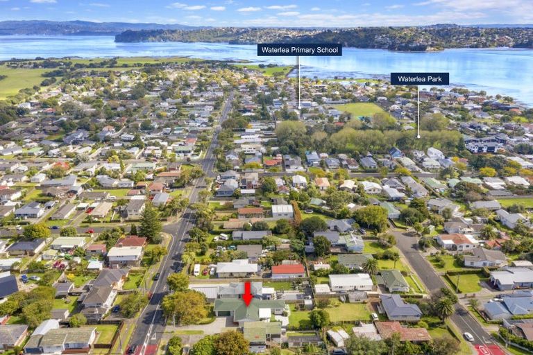 Photo of property in 3 Muir Avenue, Mangere Bridge, Auckland, 2022