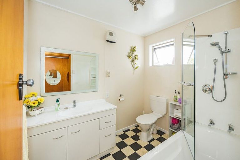 Photo of property in 4a Awamoa Road, Holmes Hill, Oamaru, 9401