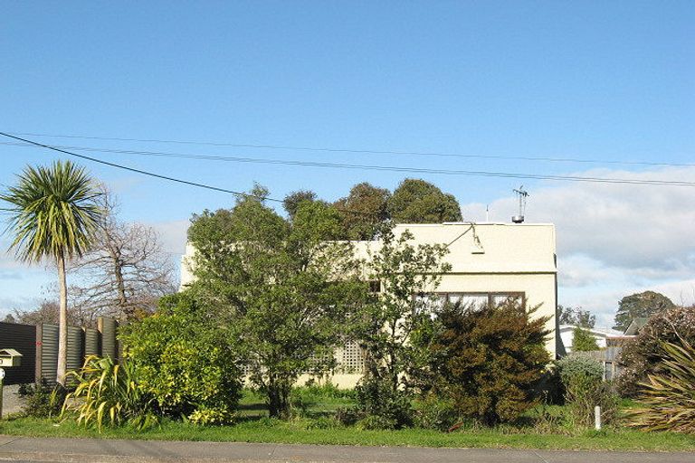 Photo of property in 11 Montgomery Street, Waipukurau, 4200