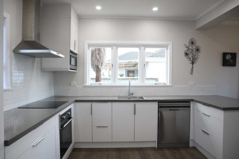 Photo of property in 12 Page Street, Morrinsville, 3300