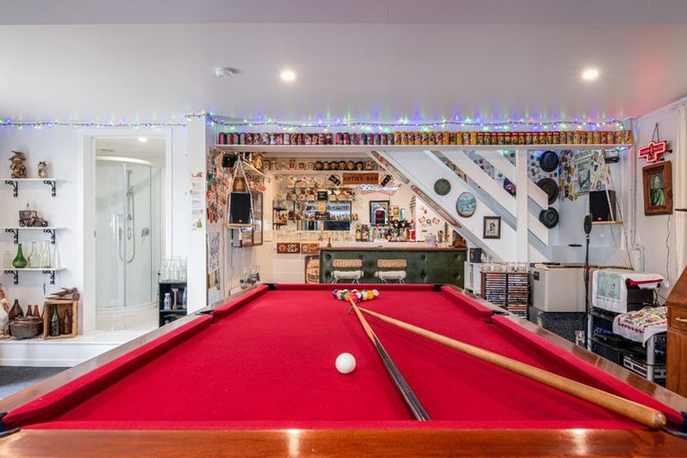 Photo of property in 9 Dundas Place, Henderson, Auckland, 0612