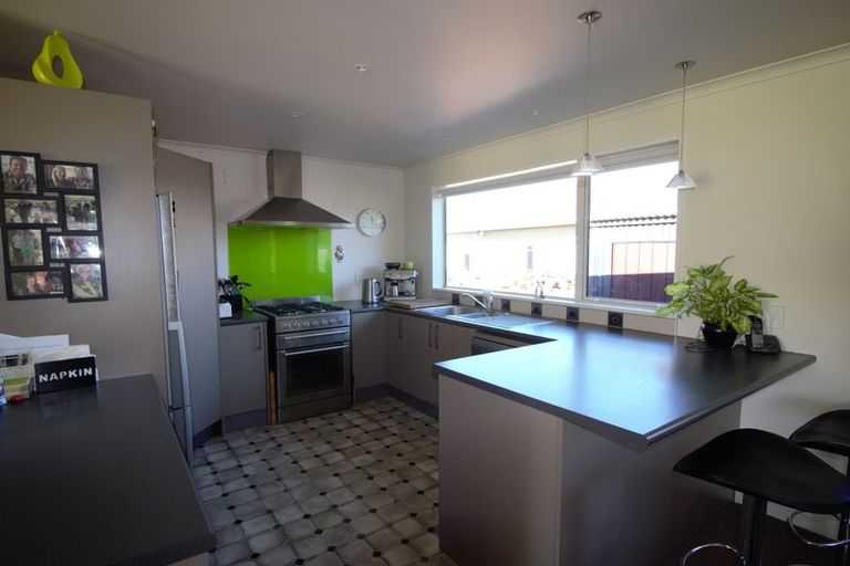 Photo of property in 37 Irishman Drive, Twizel, 7901