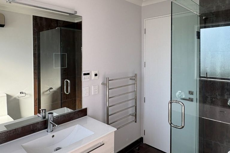 Photo of property in 16 Koral Lane, Broomfield, Christchurch, 8042