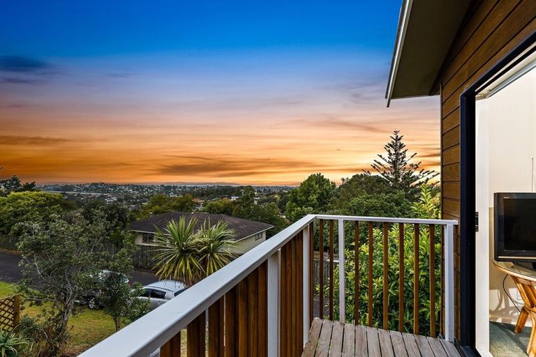 Photo of property in 233a Don Buck Road, Massey, Auckland, 0614