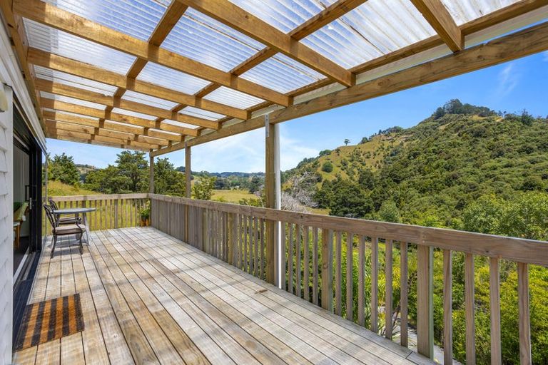 Photo of property in 24 Noakes Hill Road, Puhoi, Silverdale, 0994