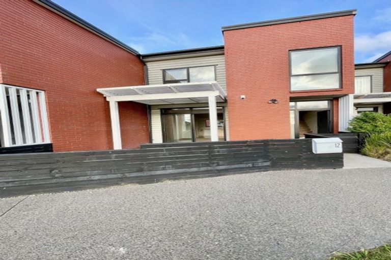 Photo of property in 12 Fermi Lane, Papakura, 2110