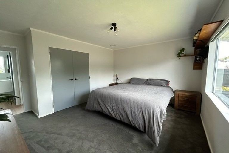 Photo of property in 11a Michael Road, Paraparaumu Beach, Paraparaumu, 5032