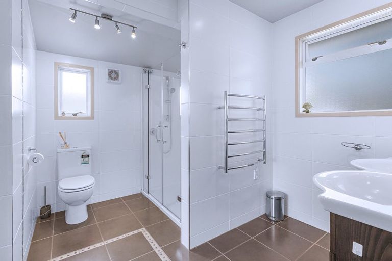 Photo of property in 32 Chesterman Road, Riverlea, Hamilton, 3216