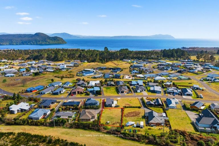 Photo of property in 127 Parekaawa Drive, Motuoapa, 3382