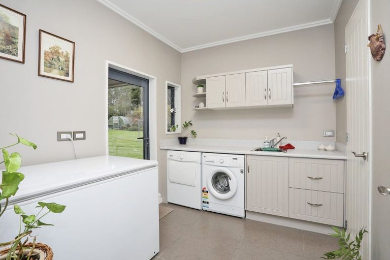 Photo of property in 41 Arcadia Place, Seaward Bush, Invercargill, 9812