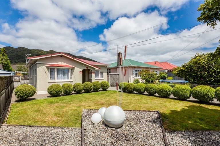 Photo of property in 150 Waiwhetu Road, Waterloo, Lower Hutt, 5011